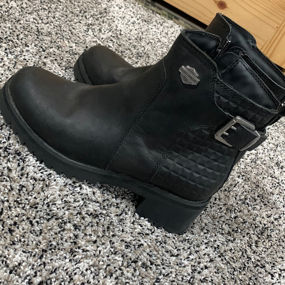 Harley-Davidson Black Leather Ankle Boots with Buckle